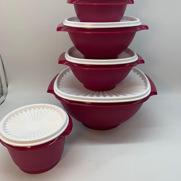 Tupperware Classic Servalier Bowl Set of 5 - Picture 10 of 16